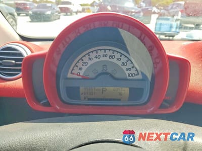 Zdjęcie 9 z 12 samochodu: 2013 SMART FORTWO PASSION VIN:WMEEK3BA8DK607587 - miniatura