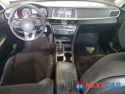 Zdjęcie 8 z 11 samochodu: 2019 KIA OPTIMA LX VIN:5XXGT4L39KG278447 - miniatura