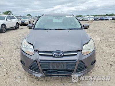 Piąte zdjęcie samochodu w środku: 2014 FORD FOCUS SE VIN:1FADP3F2XEL149339 - miniatura