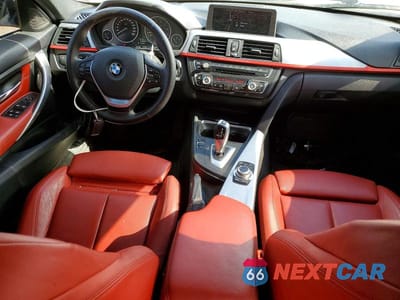 Zdjęcie 8 z 12 samochodu: 2012 BMW 328 I VIN:WBA3A5C53CF349554 - miniatura