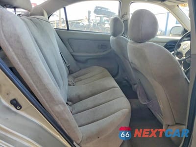 Zdjęcie 10 z 13 samochodu: 2005 HYUNDAI ELANTRA GLS VIN:KMHDN46D15U101032 - miniatura