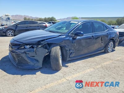 2020 TOYOTA CAMRY LE 4T1C11AK4LU998033 - główne zdjęcie licytacji z USA - miniatura