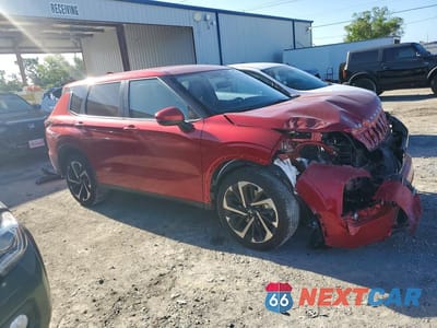 Czwarte zdjęcie samochodu z boku: 2024 MITSUBISHI OUTLANDER SE VIN:JA4J3VA87RZ085855 - miniatura