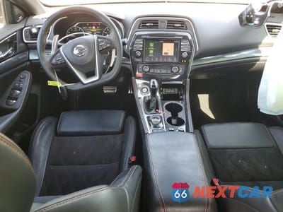 Zdjęcie 8 z 12 samochodu: 2019 NISSAN MAXIMA 3.5 SR VIN:1N4AA6AV2KC362322 - miniatura