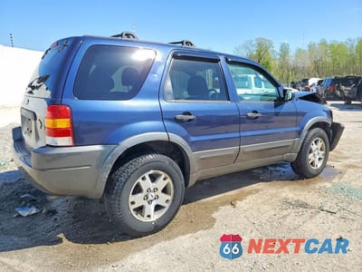 Trzecie zdjęcie samochodu z tyłu: 2003 FORD ESCAPE XLT VIN:1FMYU93113KE02680 - miniatura