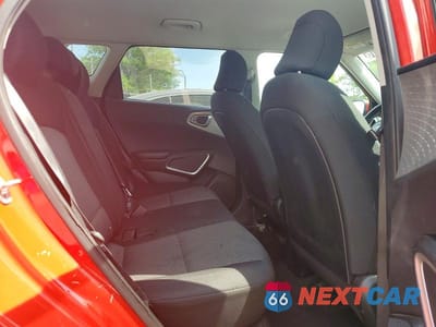 Zdjęcie 10 z 12 samochodu: 2021 KIA SOUL LX VIN:KNDJ23AU3M7125198 - miniatura