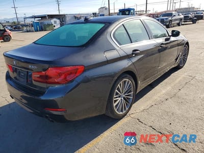 Trzecie zdjęcie samochodu z tyłu: 2020 BMW 530 I VIN:WBAJR3C00LWW69312 - miniatura
