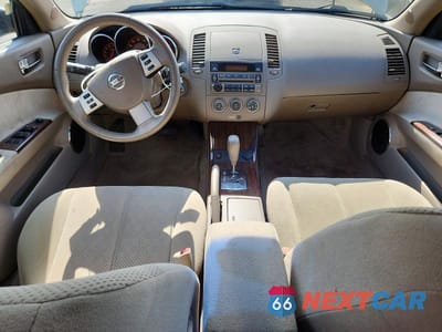 Zdjęcie 8 z 12 samochodu: 2006 NISSAN ALTIMA 3.5 SE VIN:1N4BL11D76C212205 - miniatura
