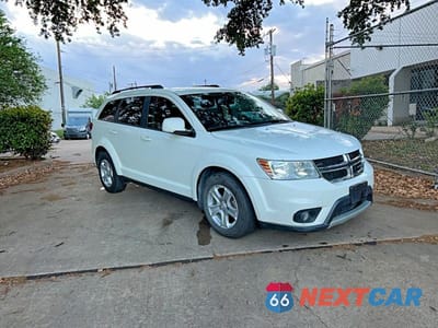 2018 DODGE JOURNEY SXT 3C4PDCBG5JT507608 - główne zdjęcie licytacji z USA - miniatura