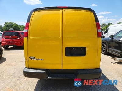 Zdjęcie 6 z 12 samochodu: 2020 CHEV EXPRESS G2500 PARATRANSIT VIN:1GCWGAFP1L1225722 - miniatura