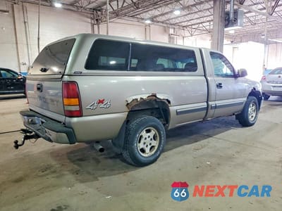 Trzecie zdjęcie samochodu z tyłu: 2000 CHEVROLET SILVERADO K1500 VIN:1GCEK14W2YZ262999 - miniatura