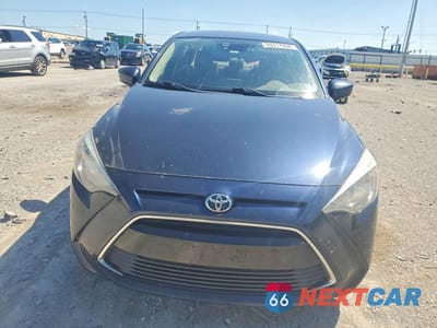 Piąte zdjęcie samochodu w środku: 2018 TOYOTA YARIS IA BASE VIN:3MYDLBYV7JY301961 - miniatura