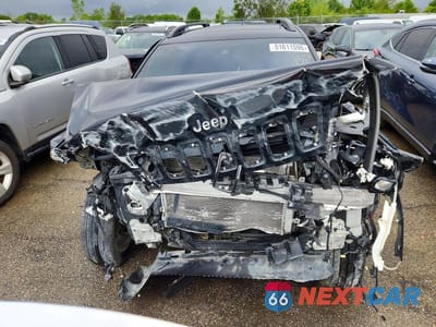 Piąte zdjęcie samochodu w środku: 2020 JEEP CHEROKEE LIMITED VIN:1C4PJMDX8LD504688 - miniatura