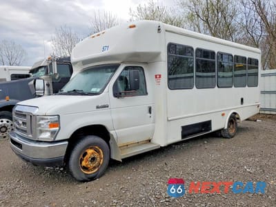 Drugie zdjęcie samochodu z przodu: 2017 FORD ECONOLINE E450 SUPER DUTY CUTAWAY VAN VIN:1FDFE4FS2HDC27623 - miniatura