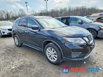 Czwarte zdjęcie samochodu z boku: 2018 NISSAN ROGUE SV VIN:JN8AT2MT6JW450458 - miniatura