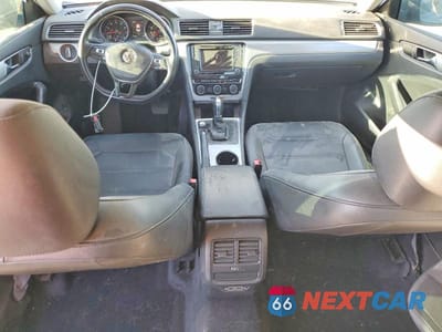 Zdjęcie 8 z 12 samochodu: 2019 VOLKSWAGEN PASSAT WOLFSBURG VIN:1VWLA7A39KC002386 - miniatura