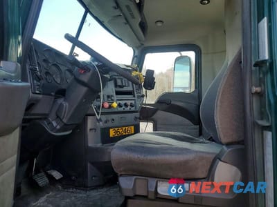Zdjęcie 6 z 10 samochodu: 2017 MACK CXU612 SEMI TRUCK VIN:1M1AW01X4HM009769 - miniatura