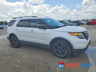 Czwarte zdjęcie samochodu z boku: 2014 FORD EXPLORER SPORT VIN:1FM5K8GT8EGB88629 - miniatura
