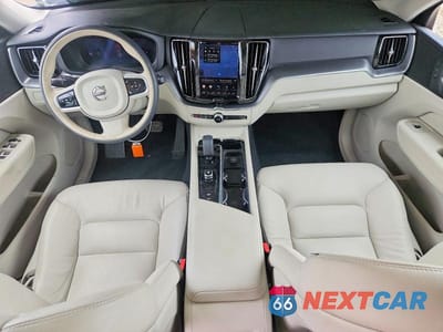 Zdjęcie 8 z 14 samochodu: 2025 VOLVO XC60 CORE VIN:YV4M12RJXS1113843 - miniatura