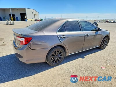 Trzecie zdjęcie samochodu z tyłu: 2013 TOYOTA CAMRY HYBRID XLE VIN:4T1BD1FK7DU087014 - miniatura