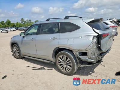Drugie zdjęcie samochodu z przodu: 2021 TOYOTA HIGHLANDER PLATINUM VIN:5TDFZRAH4MS084920 - miniatura