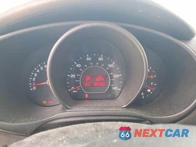 Zdjęcie 9 z 11 samochodu: 2017 KIA SOUL + VIN:KNDJP3A56H7441307 - miniatura