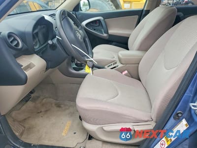 Zdjęcie 7 z 13 samochodu: 2006 TOYOTA RAV4 BASE VIN:JTMZD33V566009044 - miniatura