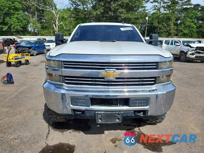 Piąte zdjęcie samochodu w środku: 2015 CHEVROLET SILVERADO K2500 HEAVY DUTY LT VIN:1GC1KVE86FF565966 - miniatura