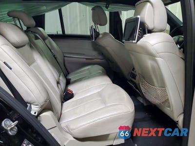 Zdjęcie 11 z 13 samochodu: 2010 MERCEDES-BENZ GL 350 BLUETEC VIN:4JGBF2FE0AA552885 - miniatura