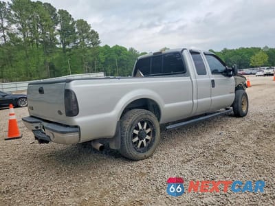 Trzecie zdjęcie samochodu z tyłu: 2004 FORD F250 SUPER DUTY VIN:1FTNX20P54EB91028 - miniatura