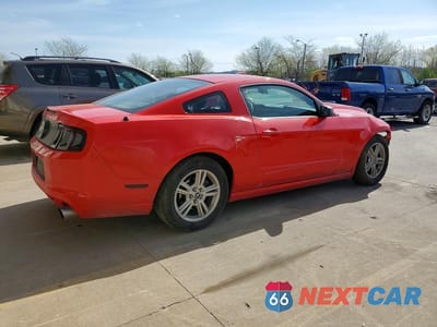 Trzecie zdjęcie samochodu z tyłu: 2014 FORD MUSTANG VIN:1ZVBP8AM3E5282341 - miniatura