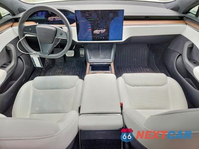 Zdjęcie 8 z 13 samochodu: 2024 TESLA MODEL S VIN:5YJSA1E54RF532706 - miniatura