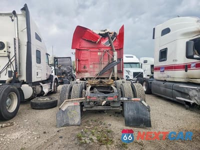 Zdjęcie 9 z 10 samochodu: 2016 VOLVO VNL SEMI TRUCK VIN:4V4NC9EG5GN964165 - miniatura