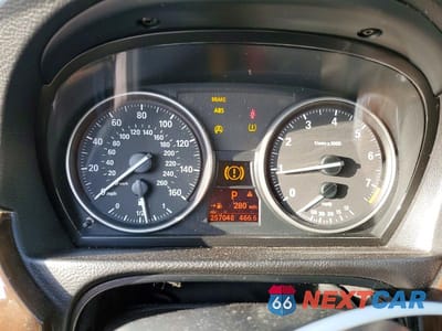 Zdjęcie 9 z 12 samochodu: 2010 BMW 328 I VIN:WBAPH7G54ANM48860 - miniatura