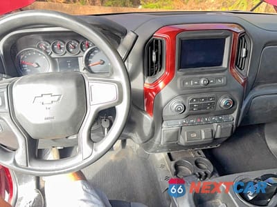 Zdjęcie 9 z 10 samochodu: 2020 CHEVROLET SILVERADO C1500 CUSTOM VIN:1GCRWBEK2LZ211633 - miniatura