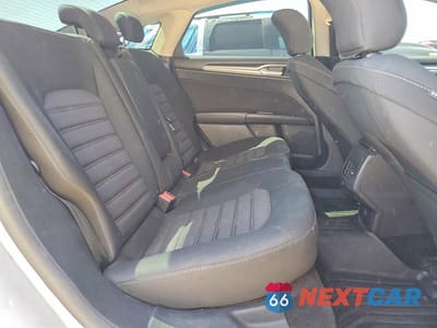 Zdjęcie 10 z 13 samochodu: 2017 FORD FUSION SE HYBRID VIN:3FA6P0LU5HR314149 - miniatura