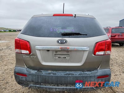 Zdjęcie 6 z 13 samochodu: 2011 KIA SORENTO LX VIN:5XYKTDA28BG151785 - miniatura