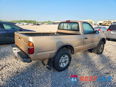 Trzecie zdjęcie samochodu z tyłu: 2000 TOYOTA TACOMA BASE VIN:4TAPM62N2YZ591370 - miniatura