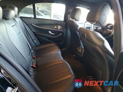 Zdjęcie 10 z 12 samochodu: 2018 MERCEDES-BENZ E 300 VIN:WDDZF4JB5JA404233 - miniatura