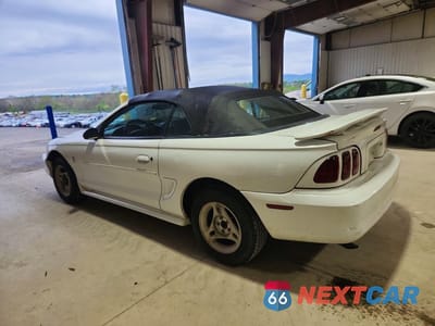 Drugie zdjęcie samochodu z przodu: 1996 FORD MUSTANG VIN:1FALP4443TF195578 - miniatura