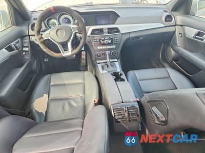 Zdjęcie 8 z 11 samochodu: 2014 MERCEDES-BENZ C 250 VIN:WDDGF4HBXEA928769 - miniatura