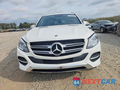 Piąte zdjęcie samochodu w środku: 2018 MERCEDES-BENZ GLE 350 VIN:4JGDA5JB6JB165533 - miniatura