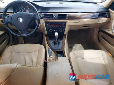 Zdjęcie 8 z 12 samochodu: 2010 BMW 328 I SULEV VIN:WBAPH5G51ANM36671 - miniatura