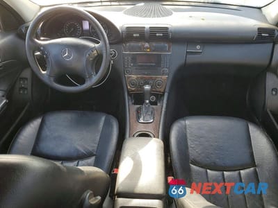 Zdjęcie 8 z 11 samochodu: 2005 MERCEDES-BENZ C 240 SPORTWAGON 4MATIC VIN:WDBRH81J55F596330 - miniatura