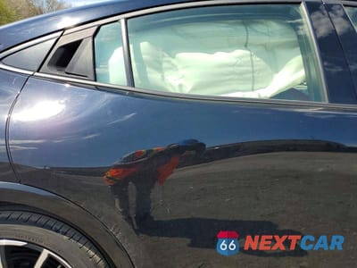 Zdjęcie 10 z 12 samochodu: 2024 TOYOTA PRIUS PRIME XSE VIN:JTDACACU4R3027214 - miniatura