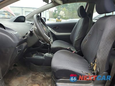 Zdjęcie 7 z 12 samochodu: 2009 TOYOTA YARIS BASE VIN:JTDJT903795238504 - miniatura