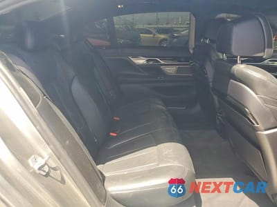 Zdjęcie 9 z 12 samochodu: 2020 BMW 750 XI VIN:WBA7U2C0XLCD49776 - miniatura