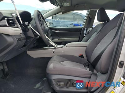 Zdjęcie 7 z 13 samochodu: 2024 TOYOTA CAMRY LE VIN:4T1C31AK1RU071140 - miniatura