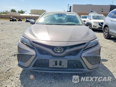 Piąte zdjęcie samochodu w środku: 2023 TOYOTA CAMRY VIN:4T1G11AK2PU769938 - miniatura