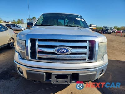 Piąte zdjęcie samochodu w środku: 2010 FORD F150 SUPER CAB VIN:1FTEX1E84AFA83422 - miniatura